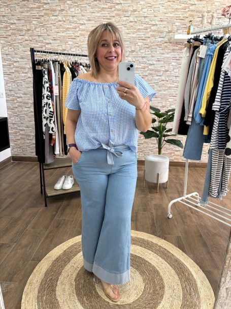 Blusa 12,95€ Pantalón 17,95€